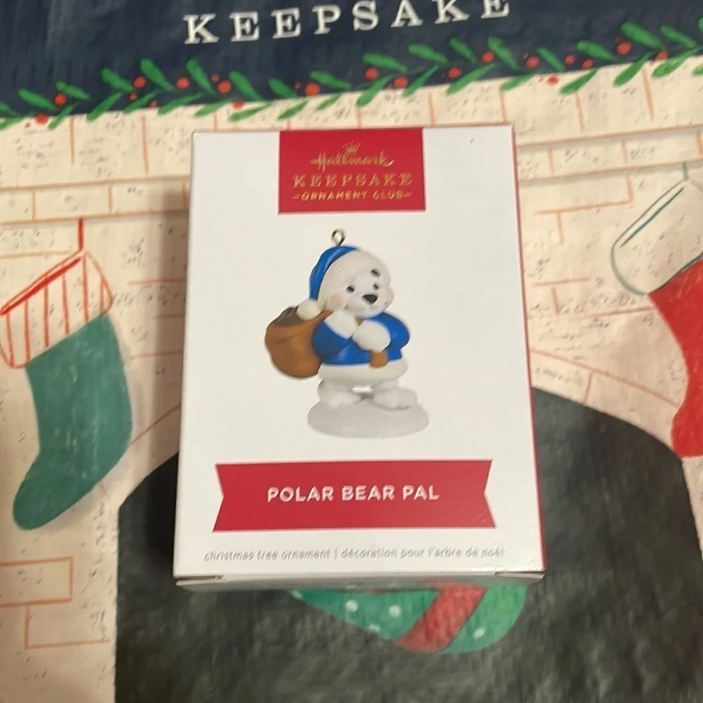NWT 2022 Hallmark Keepsake Ornaments Lot of 4 + Free Gift Bag